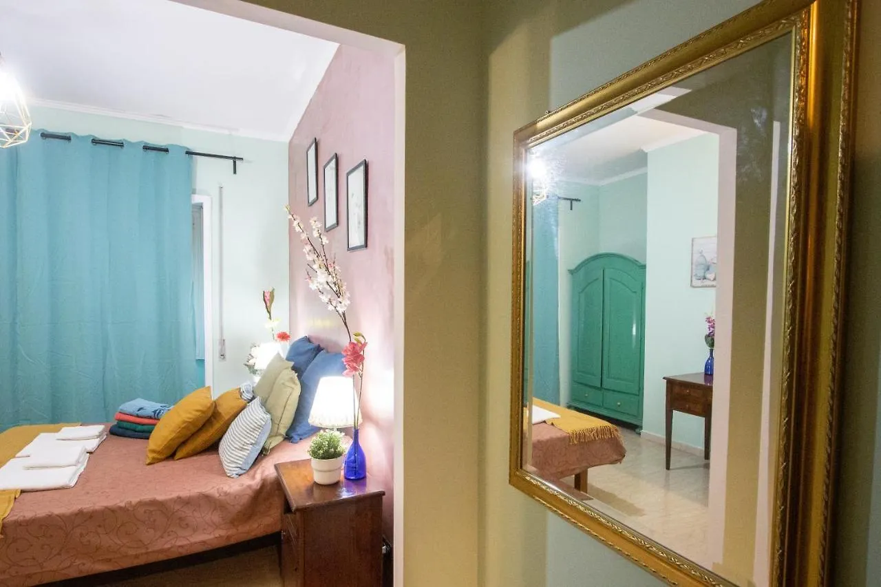 B&B Colorful Suite Yard Rome