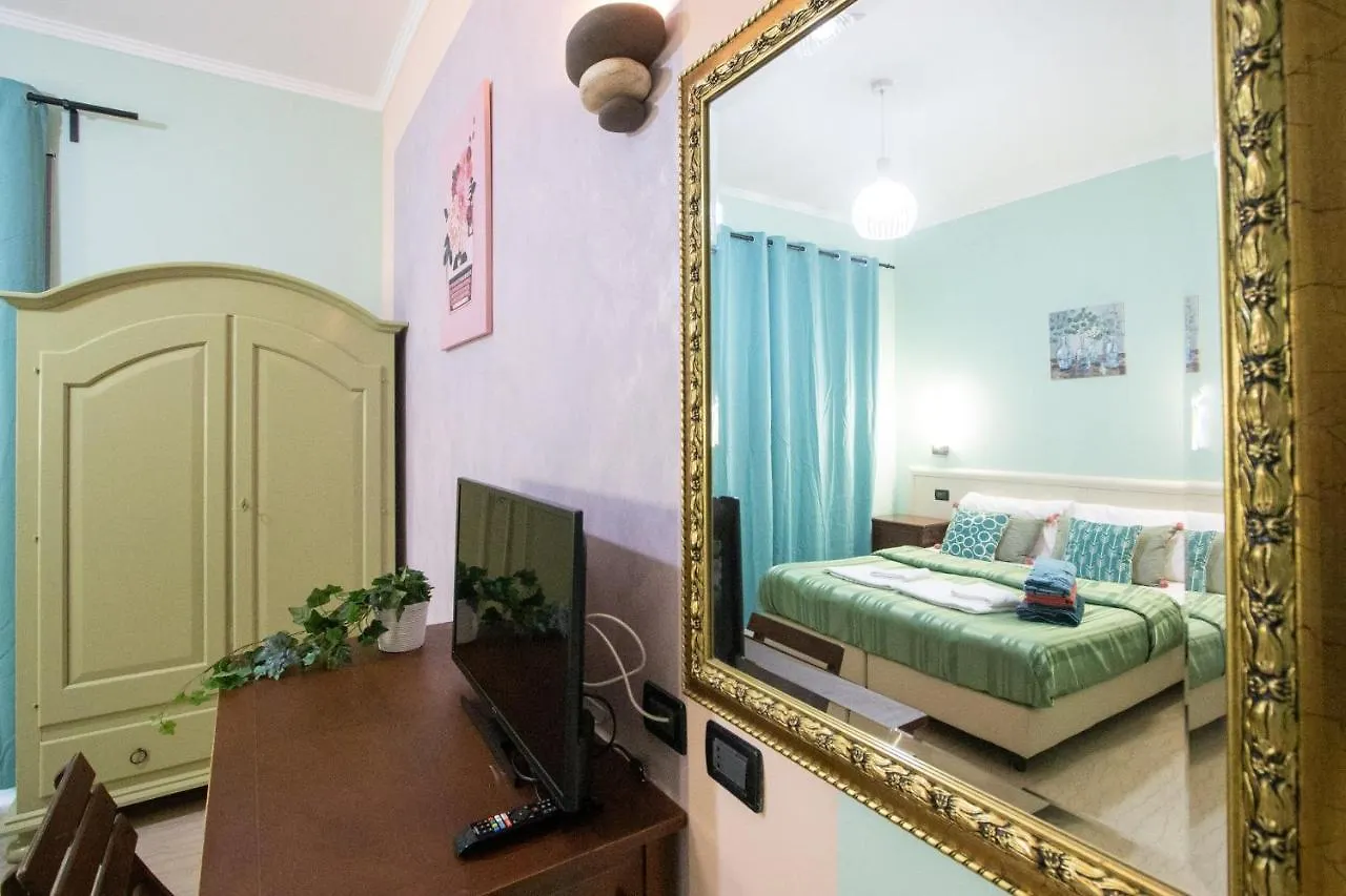 B&B Colorful Suite Yard Rome
