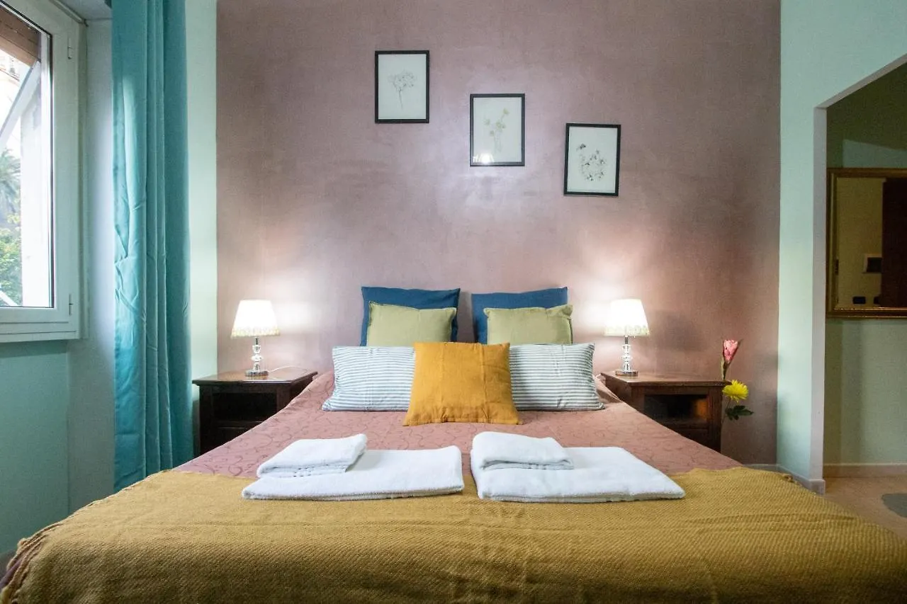B&B Colorful Suite Yard Roma Alojamento de Acomodação e Pequeno-almoço