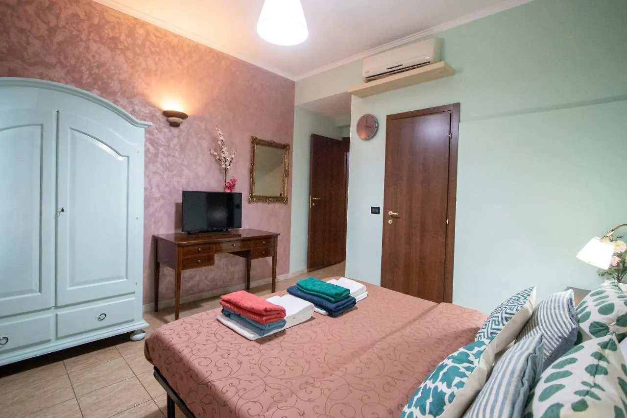 B&B Colorful Suite Yard Rome 2*,  Italy