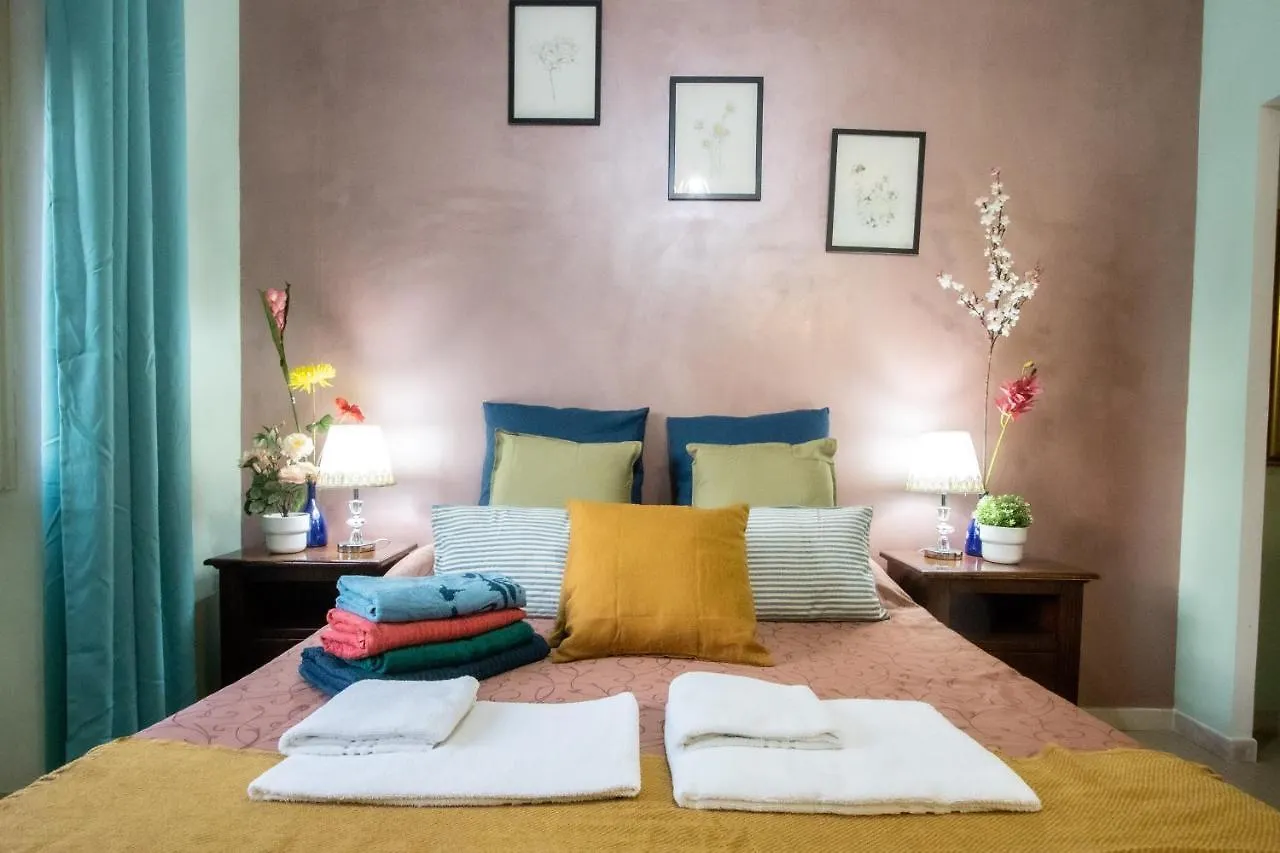 B&B Colorful Suite Yard Rome